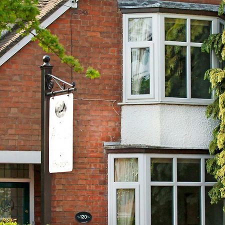 The Willows Stratford-upon-Avon Exterior photo
